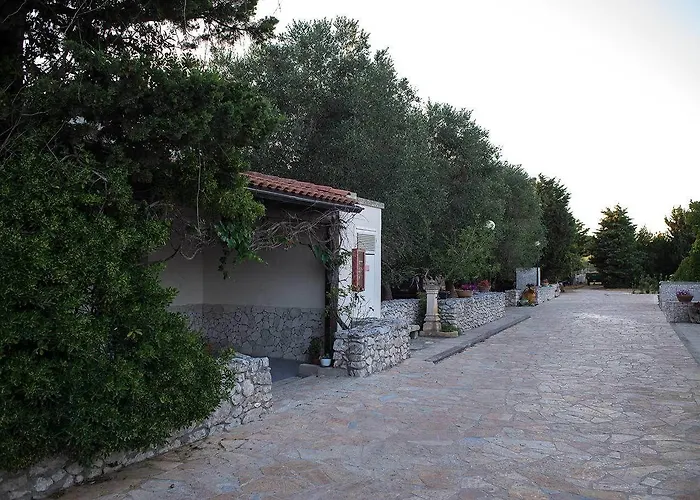 La Carcara مزرعة للإقامة *